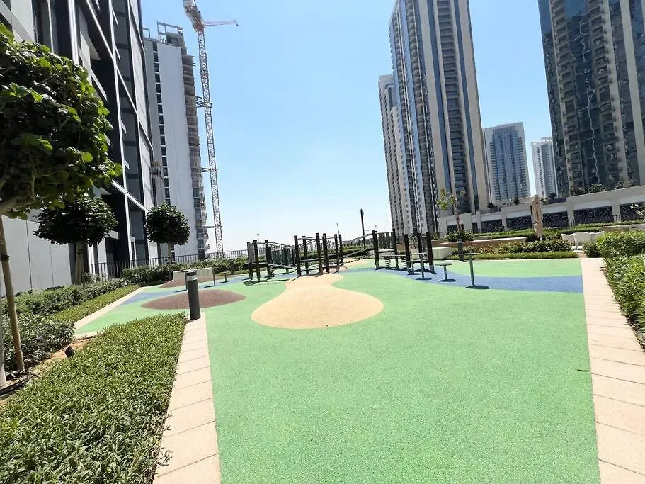 Elegant 1 Bedroom In Creek Edge Dubai Apartment