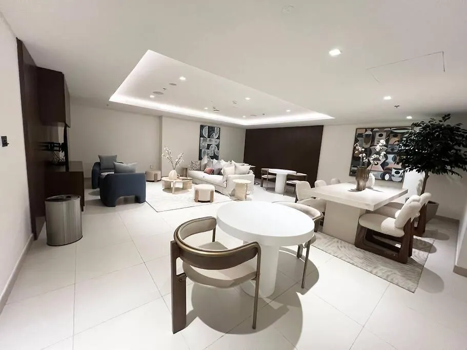 Elegant 1 Bedroom In Creek Edge Dubai United Arab Emirates